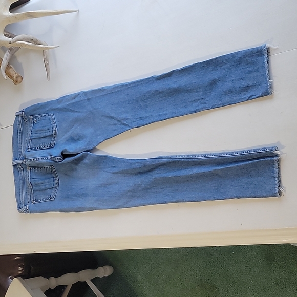 Like new size 25 distressed rag and bone skinny jeans - Picture 5 of 5
